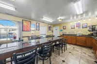 Travelodge by Wyndham Kanab - breakfast