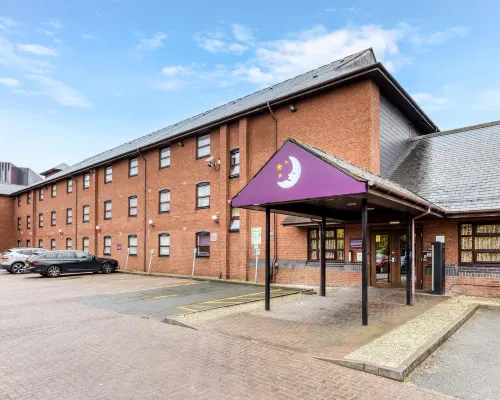 Premier Inn Birmingham City - Aston Hotels near محطة ويتون