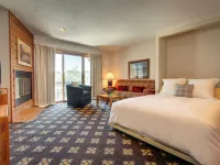 The Highlands at Harbor Springs Hotels in Pleasantview Township