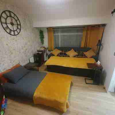 Luxury Smart Windsor London Parking Rooms