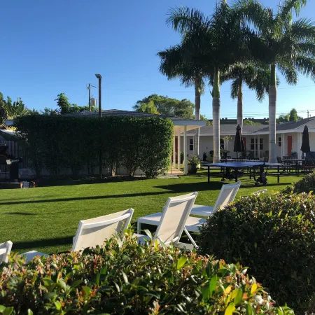Captiva Beach Resort (Open Private Beach Access)