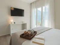 Villa Caterina–Lake View Terrace and Garden Hotels in Moltrasio