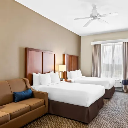 Comfort Inn & Suites
