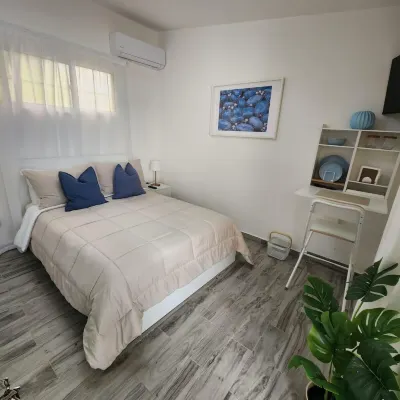POP Hotel Hotels near Calle de las sombrillas