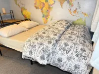 Cozy House Rental with Private Room in North Northamptonshire - 2성급