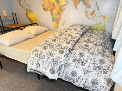 Cozy House Rental with Private Room in North Northamptonshire Hotels in 
