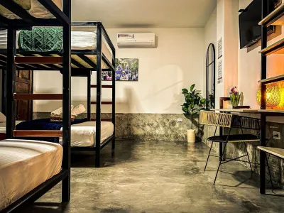 โนมาดา 22 โรงแรมใน