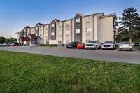 Days Inn by Wyndham Near Kansas Speedway - Morgenmad