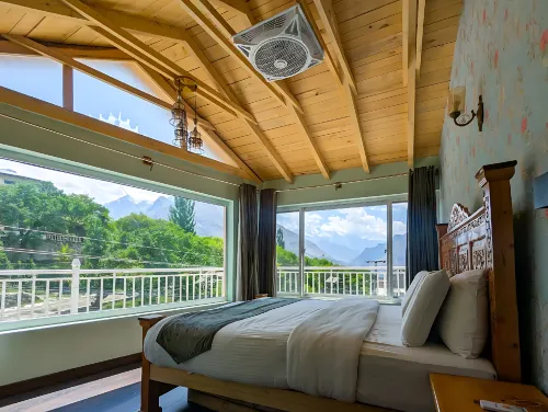 Mulberry Hotel - 2-Star