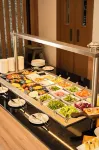 Golden Tulip Muscat The Village - breakfast