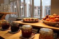 Five Elements Hostel Leipzig - breakfast