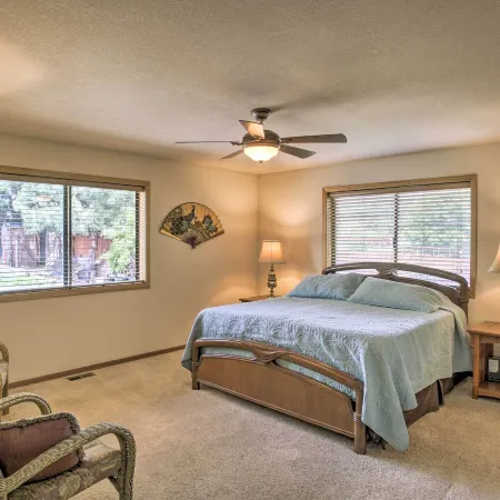 Sunny Home w/ Patio < 10 Mi to Lake Coeur d'Alene