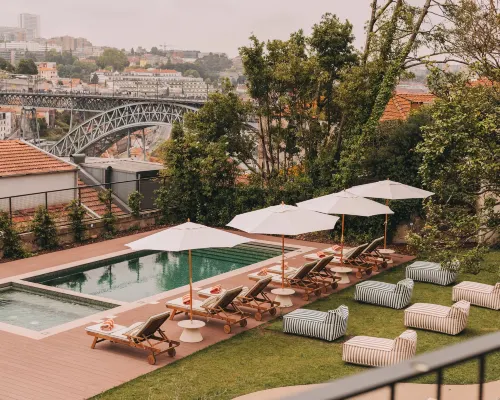 لين سكايب كوتيري Hotels near سي