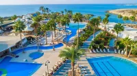 Adams Beach Hotel & Spa - Strand