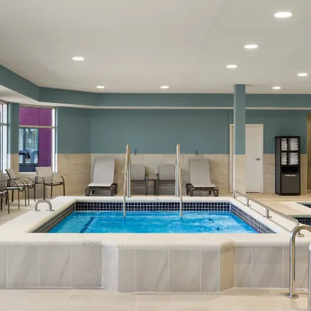 Holiday Inn Express & Suites Anchorage - Midtown by IHG