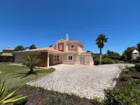 Large Detached Three Bedroom Villa with Heated Infinity Pool and BBQ Area. - 3-Star