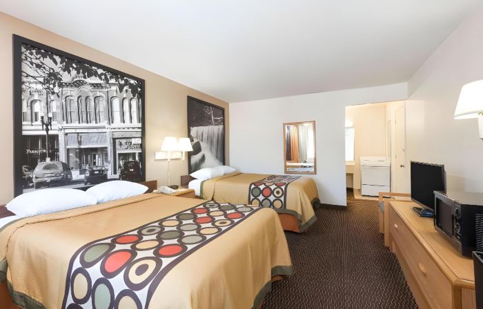 Red Lion Inn & Suites Junction City