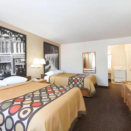 Red Lion Inn & Suites Junction City