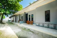 RedDoorz @ Pondok Diana Pantai Ujung Genteng 4 - 2 estrellas