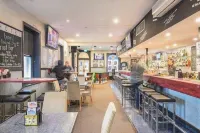 Nightcap at Federal Hotel Mt Gambier - bar
