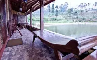 Puri Sakanti Nature Family Resort - parking