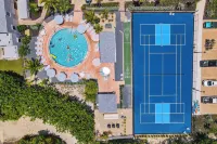 Lighthouse Resort & Club - Beach