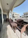 MB PRESTIGE LIVING - Condos