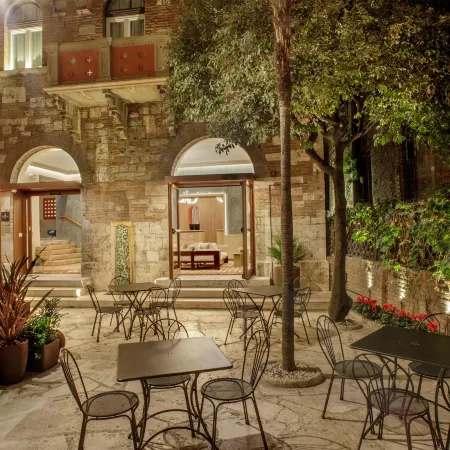 Rosetta Hotel Perugia Tapestry Collection by Hilton