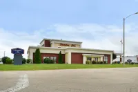 Hampton Inn Litchfield - 2-Star