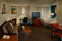 Residence Inn Danbury - Pet friendly