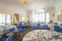 Adamton Country House Hotel - parking