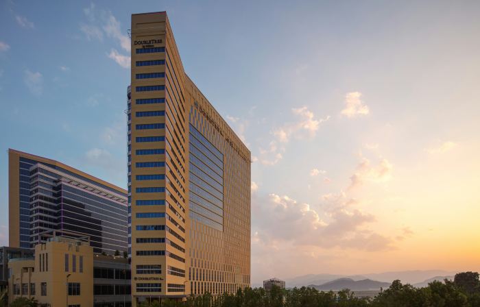 DoubleTree by Hilton Fujairah City