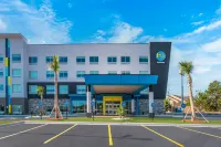 Tru by Hilton Santee - parking