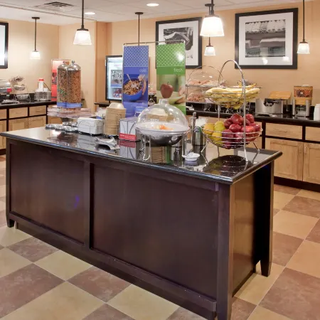 Hampton Inn & Suites Dickinson