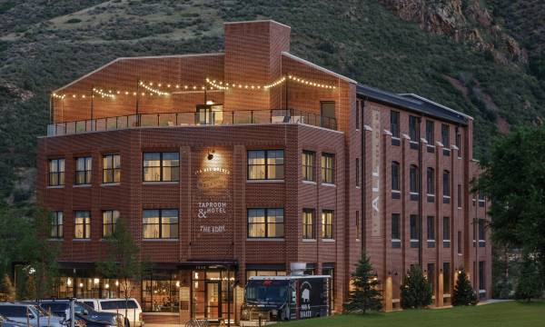 The Eddy Taproom & Hotel