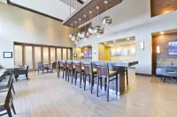 Hampton Inn & Suites Greensboro/Coliseum Area - 2 stjerner