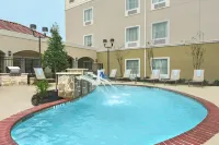 TownePlace Suites Seguin - piscina
