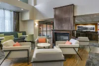 Hampton Inn & Suites by Hilton Edmonton/West - 2-Star
