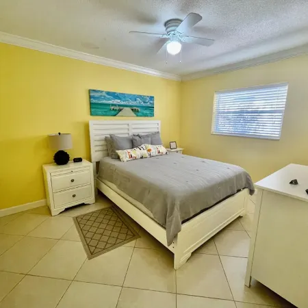 Cozy Apt in the Heart of Deerfield Beach – Less Than 5-Min Walk to the Ocean