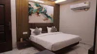 Hotel Golden Aura Inn - 2-نجوم