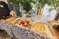 Gimhae Brown Dot Hotel Waterpark - sarapan