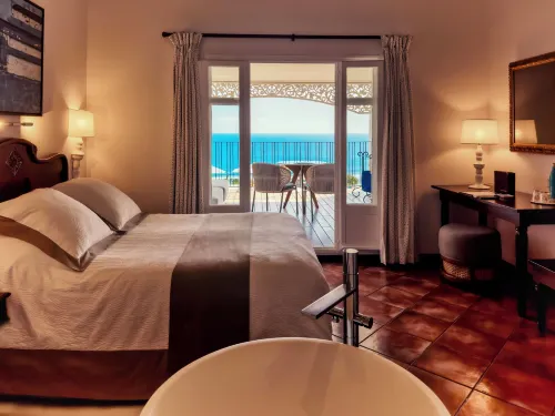 Blue Margouillat Seaview Hotel-Relais & Chateaux - parking