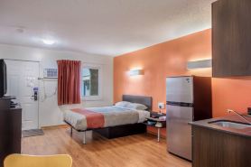 Motel Bo (Camrose)
