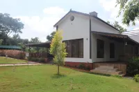 1000 Silvers-Farm Stay
