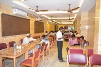 Hotel Raya's Hotels in Thanjavur