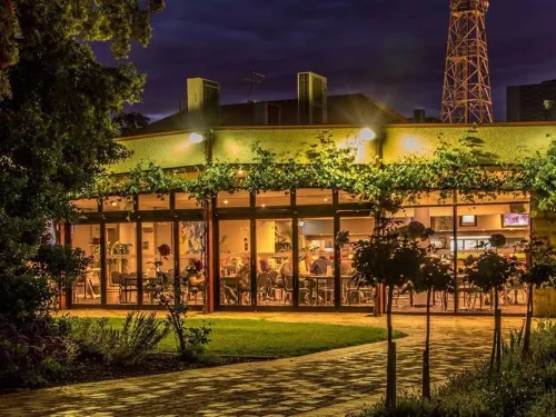 Vine Inn Barossa Hotels in Nuriootpa