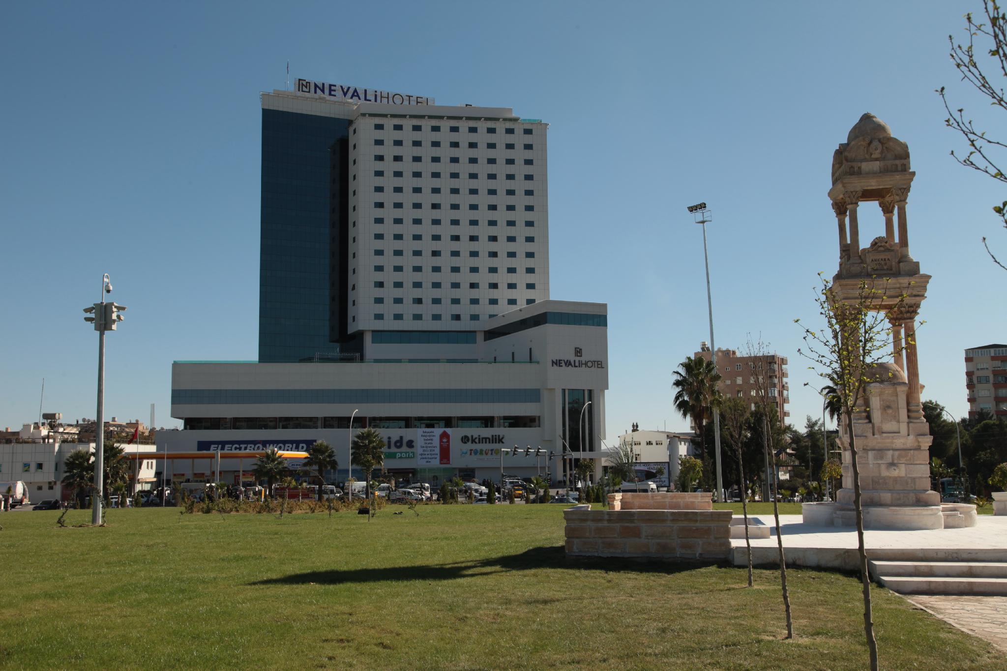 Nevali Hotel