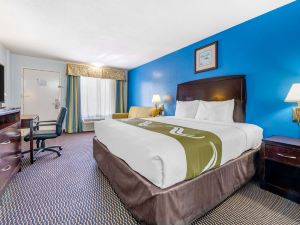 Quality Inn Sarasota North Near Lido Key Beach