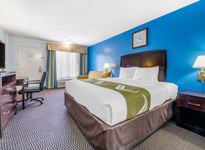 Quality Inn Sarasota North Near Lido Key Beach