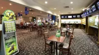 Nightcap at Sylvania Hotel Hotel a Coolaroo